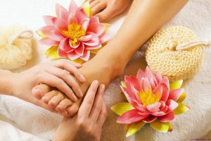 Effective Tips For Feet Care