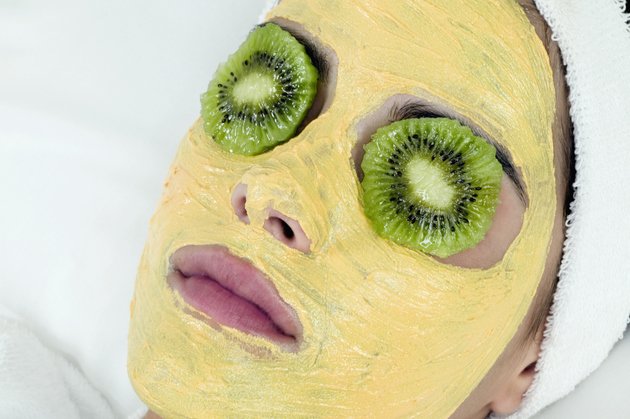 Guide to Homemade Facial Masks For Oily Skin