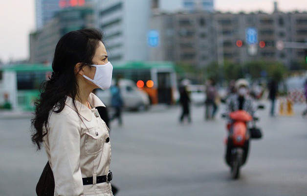 How Badly Can Pollution Damage Your Skin?How Badly Can Pollution Damage Your Skin?