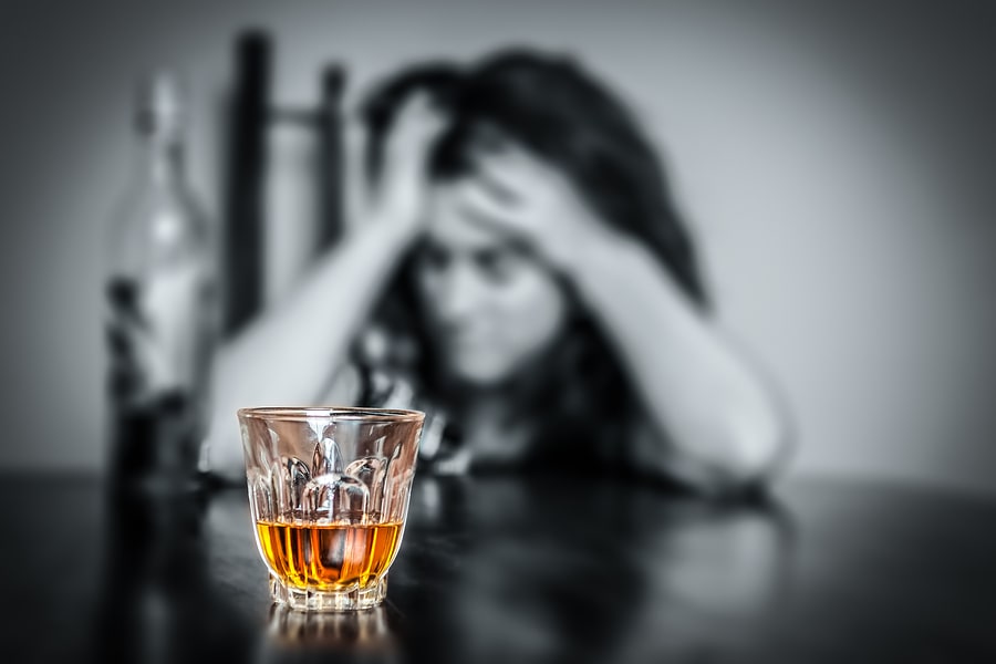 Beat the Bottle, 5 Natural Ways to Treat Alcohol Addiction