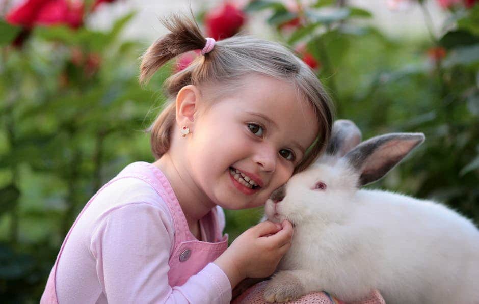 girl-rabbit-friendship-love