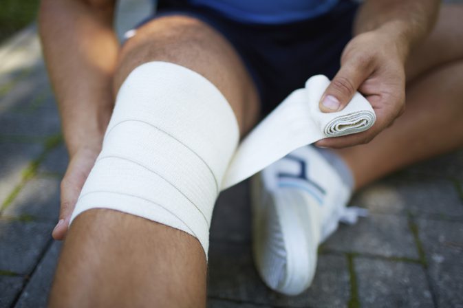 3 Ways To Reduce Swelling For Minor Injuries