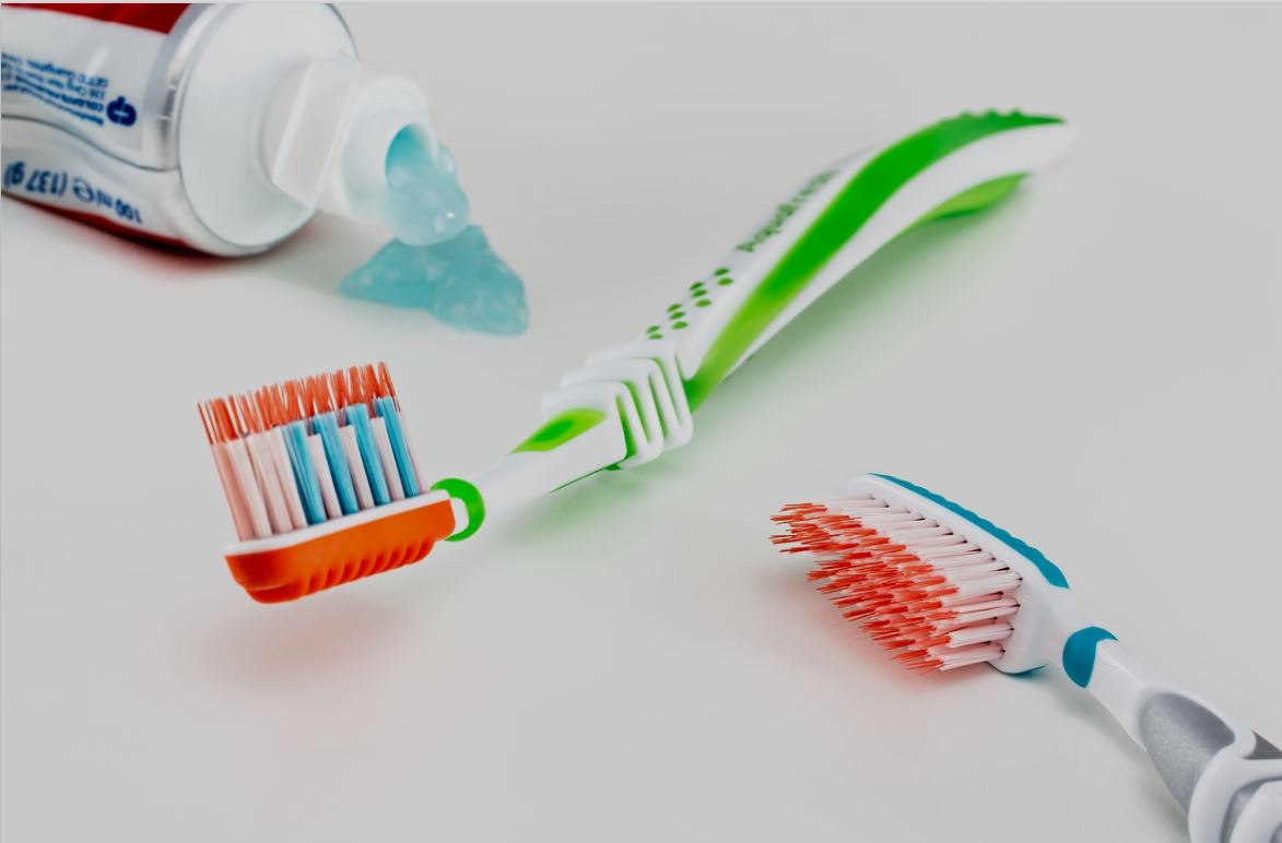 Brushing Better: 4 Ways to Keep Your Smile Cleaner
