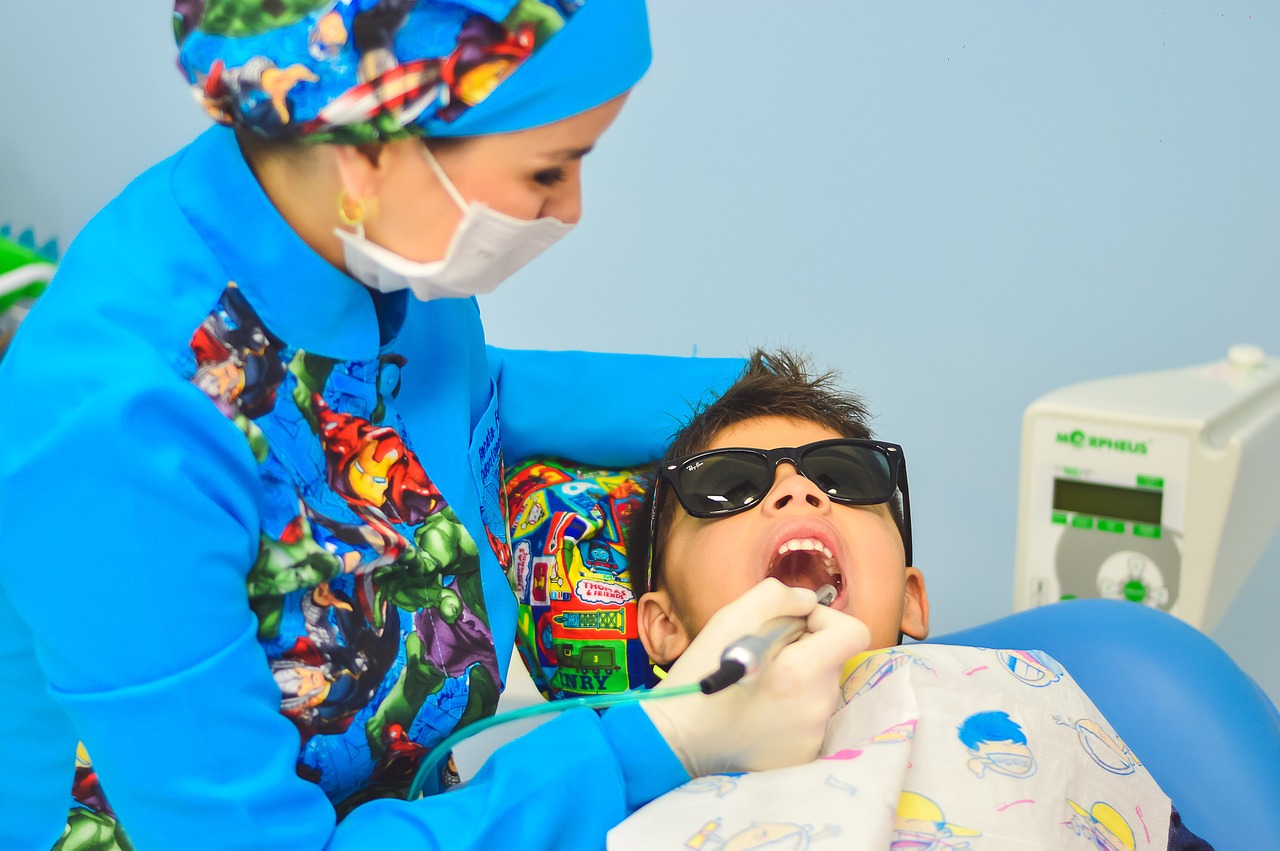 5 Reasons Why It Is Important To Develop A Habit Of Going To The Dentist From A Young Age