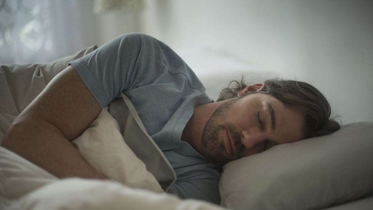 The Connection Between Sleep and Weight Loss: Unlocking the Secrets of a Better Body