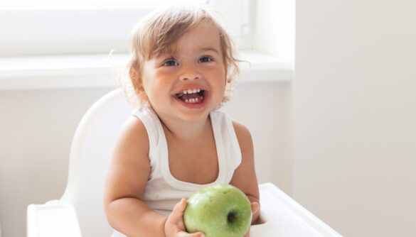 4 Signs Your Baby Is Ready For Solids